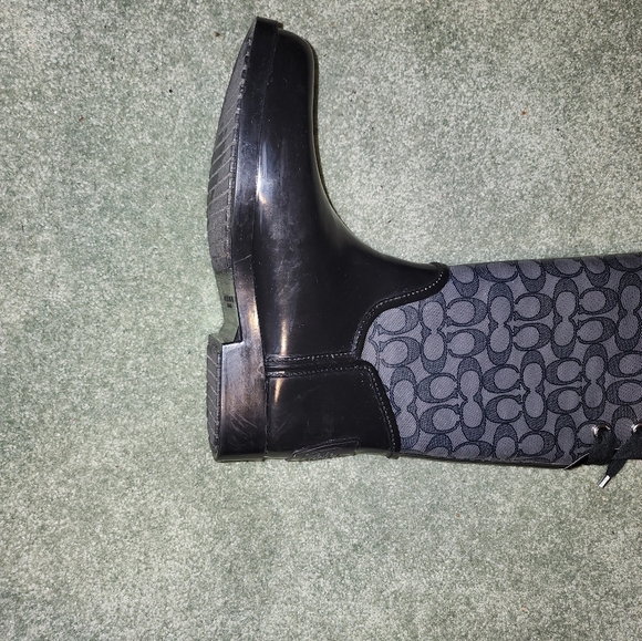 COACH RAIN BOOTS - Picture 5 of 11